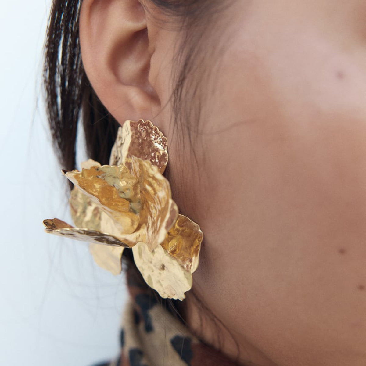 Wholesale Retro Exaggerated Three-dimensional Concave and Convex Texture Flower Earrings